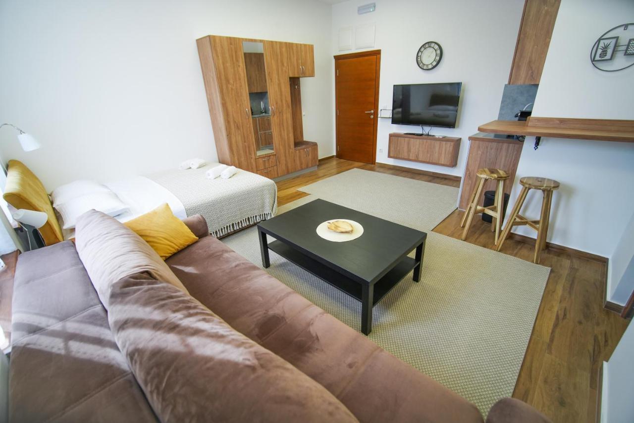 Prenociste Sole Aparthotel Vranje Buitenkant foto