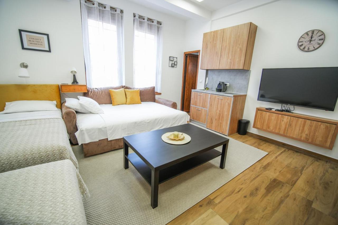 Prenociste Sole Aparthotel Vranje Buitenkant foto