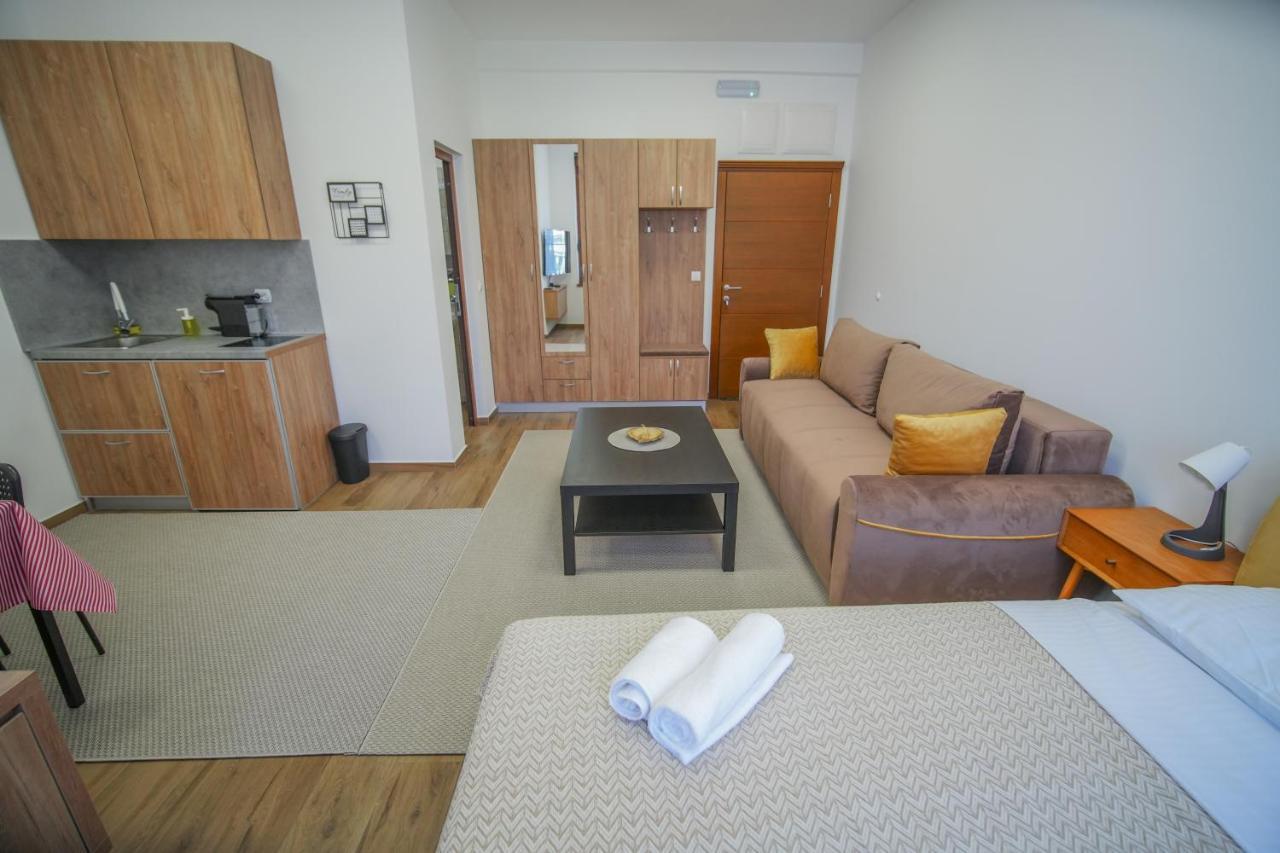 Prenociste Sole Aparthotel Vranje Buitenkant foto