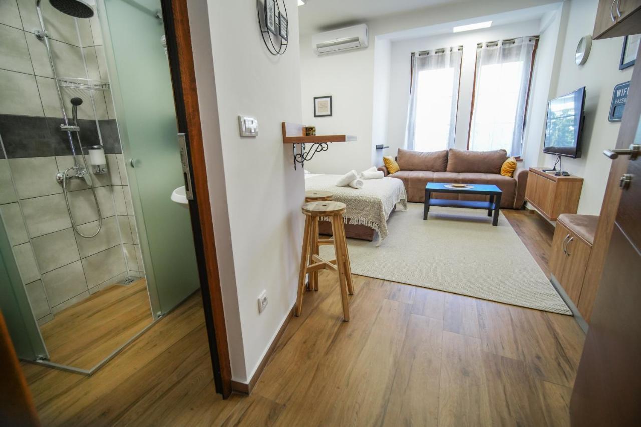 Prenociste Sole Aparthotel Vranje Buitenkant foto