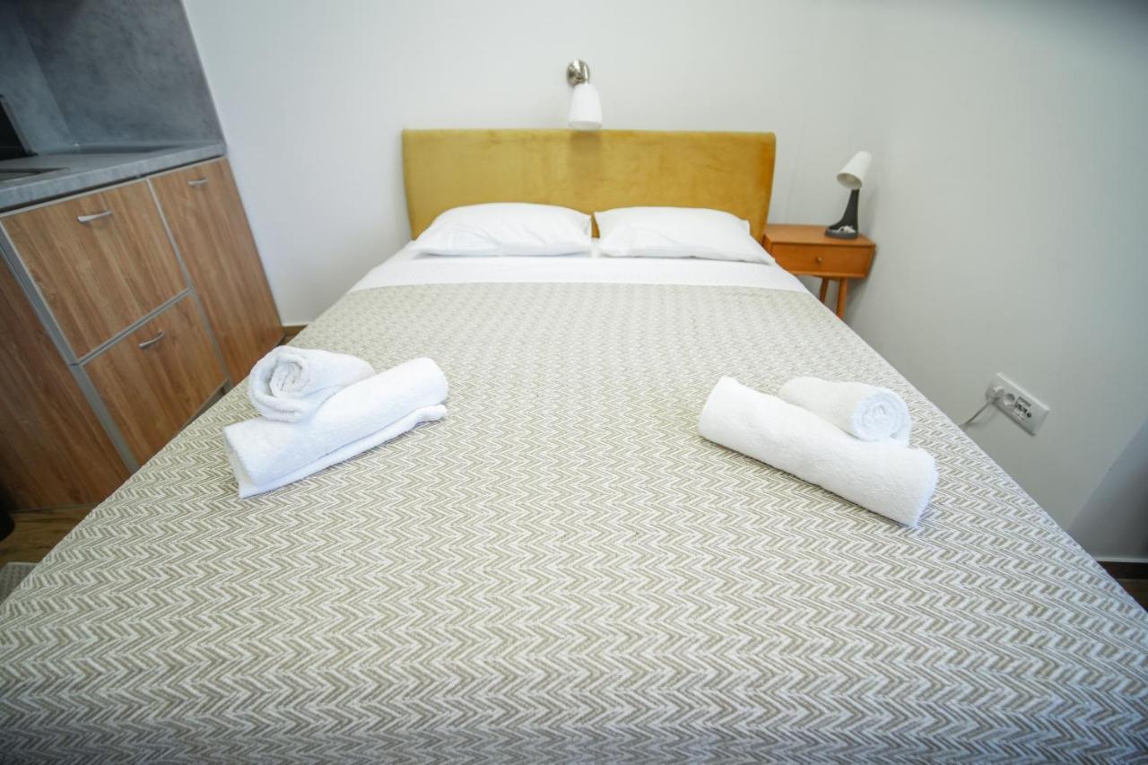 Prenociste Sole Aparthotel Vranje Buitenkant foto