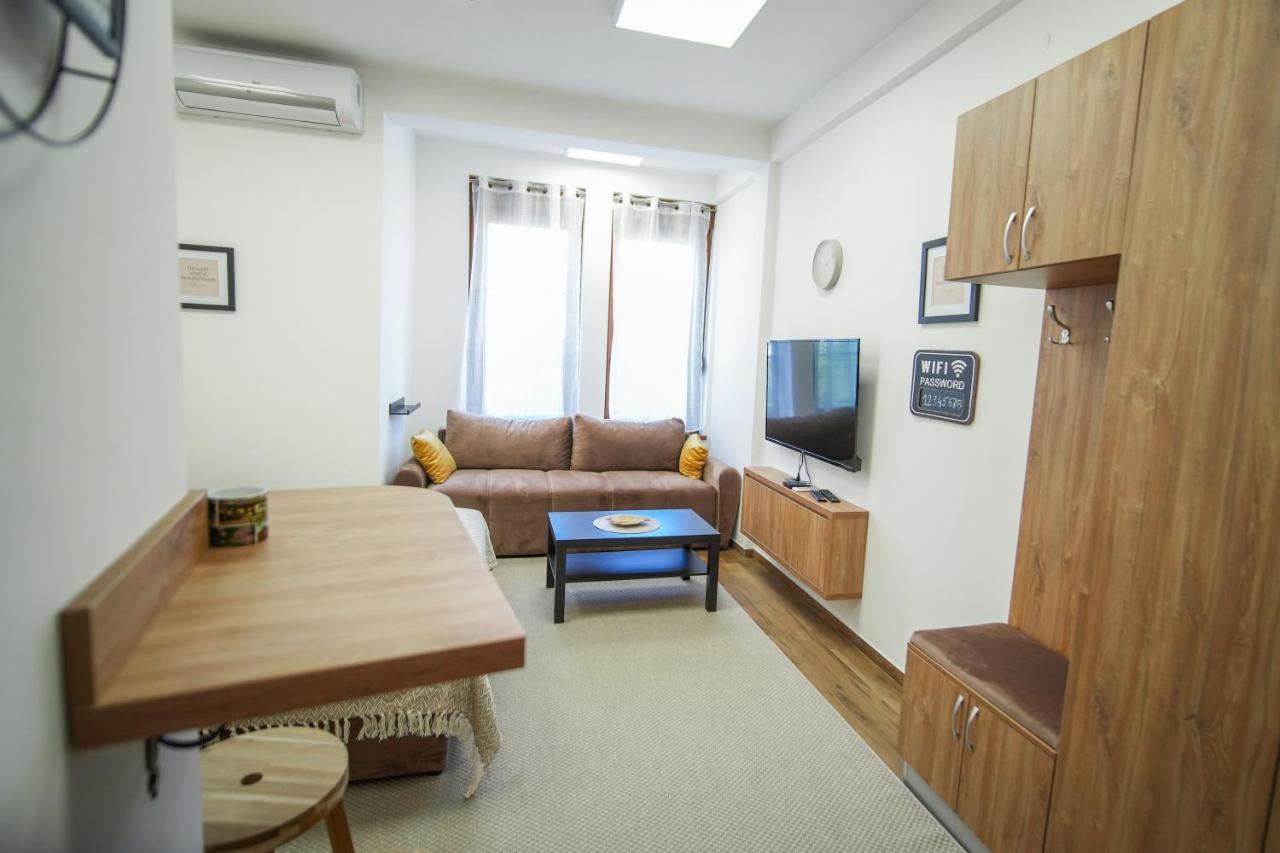Prenociste Sole Aparthotel Vranje Buitenkant foto