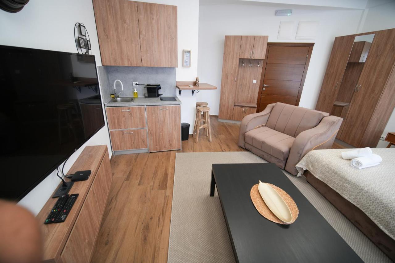 Prenociste Sole Aparthotel Vranje Buitenkant foto