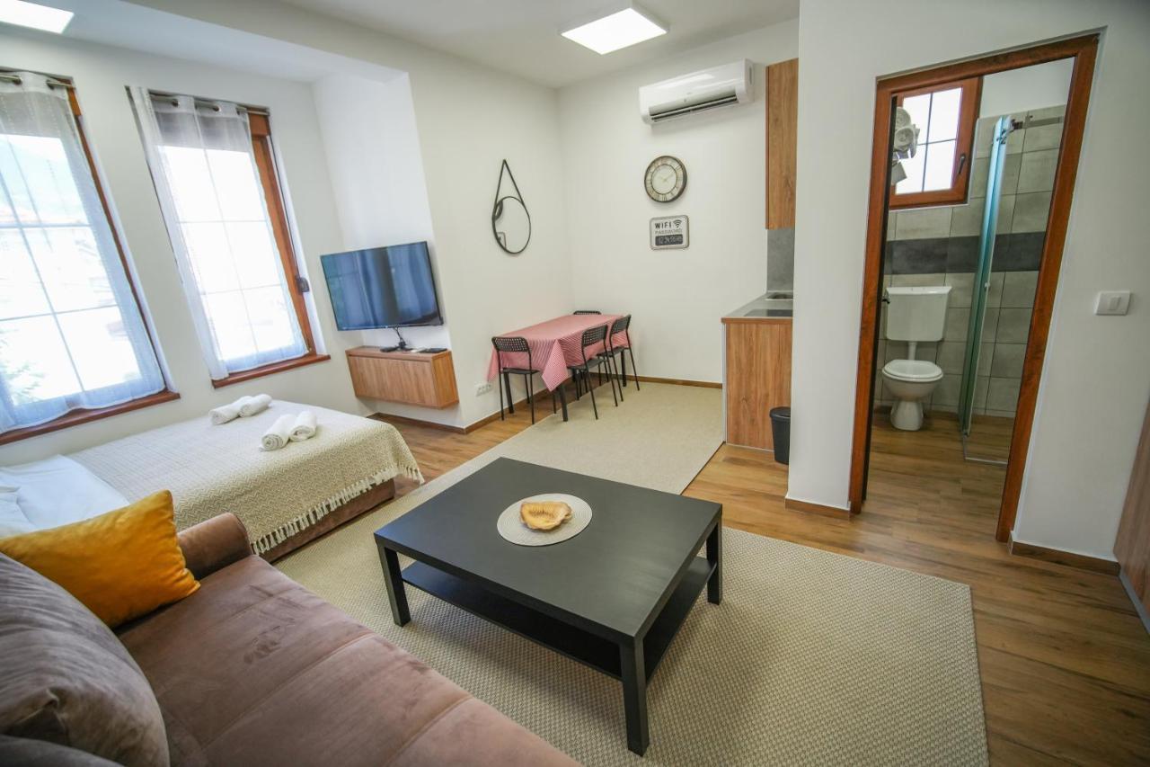 Prenociste Sole Aparthotel Vranje Buitenkant foto